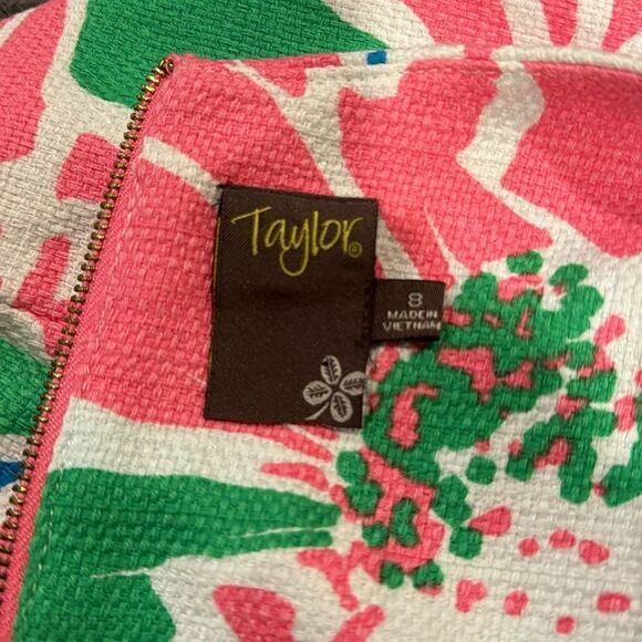 Taylor Sleeveless Cutout Front Dress Size 8 Tropical Floral Spring Summer Fun - Picture 6 of 8